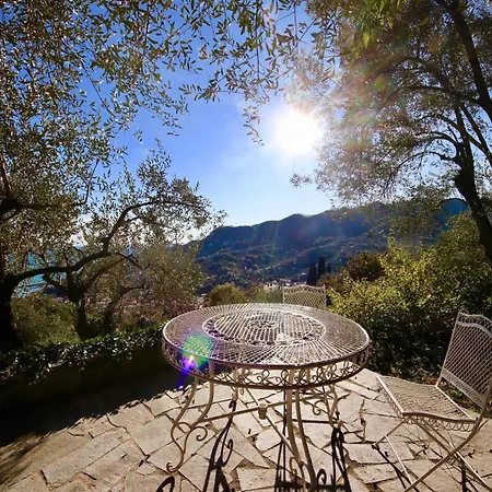 Eos Villa