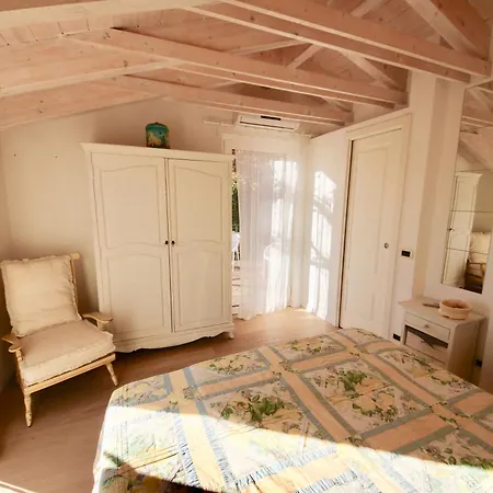 Eos Villa *